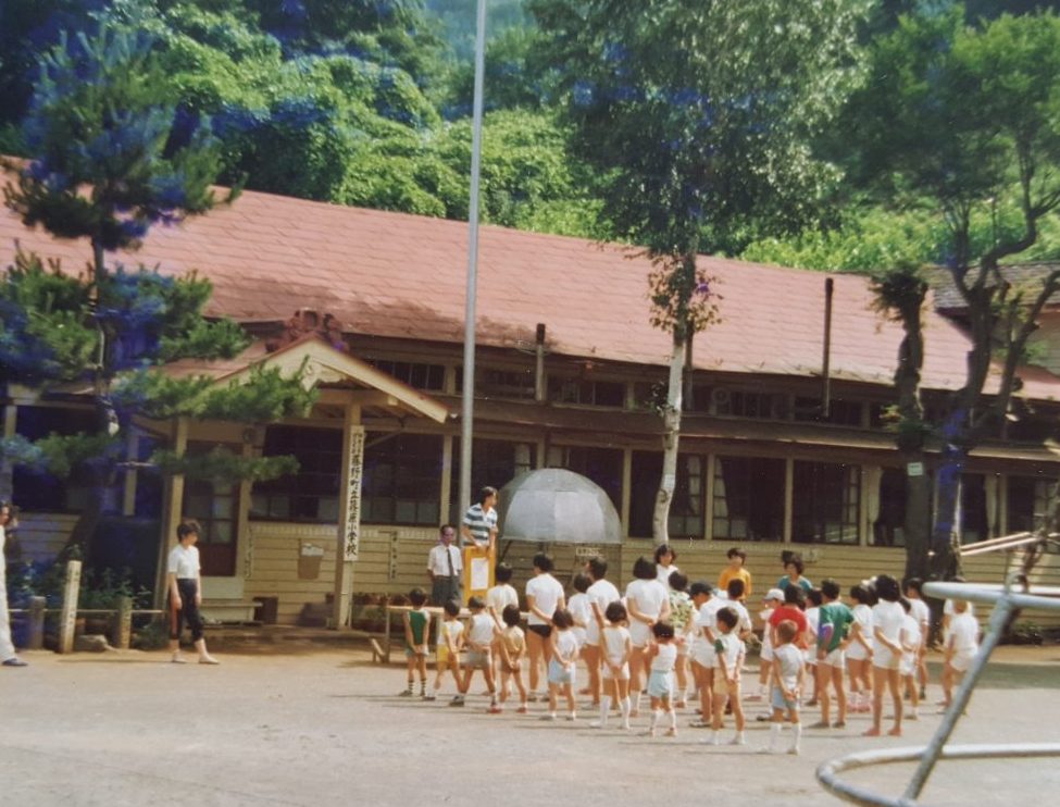 昭和50年頃 運動会の練習にがんばってます