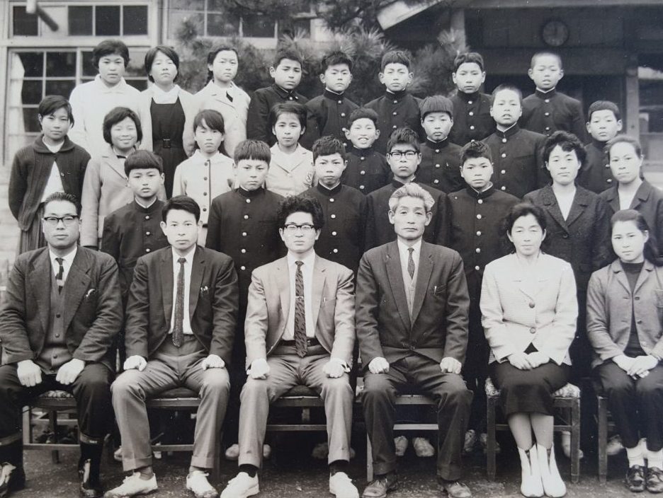 昭和39年卒業生、この頃が一番賑やかな時代でした